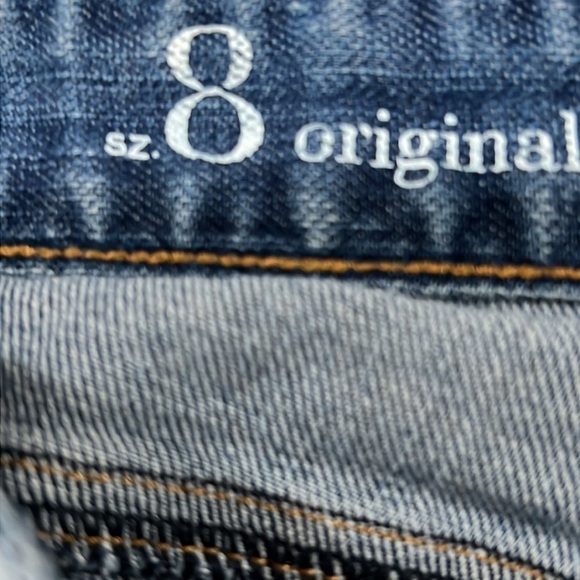 Ann Taylor Loft original Jean Short Size 8 - Picture 4 of 5